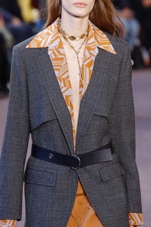 Details Chloé Fall 2018 Ready-to-Wear , Детали коллекции Хлоя осень зима 2018 , Fashion show , неделя моды в Париже , PFW , Paris Fashion Week , Mainstyles